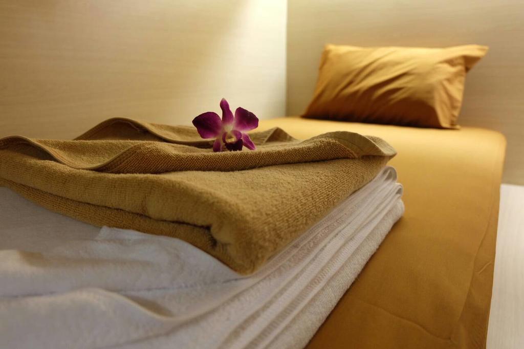 Auberge de jeunesse Rockstel Loma à Phuket Extérieur photo